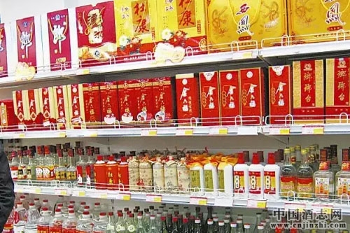春節(jié)前高端白酒行業(yè)景氣持續(xù)，機(jī)構(gòu)齊聲看好后市表現(xiàn)